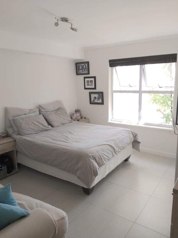 2 Bedroom Property for Sale in Kenilworth Western Cape